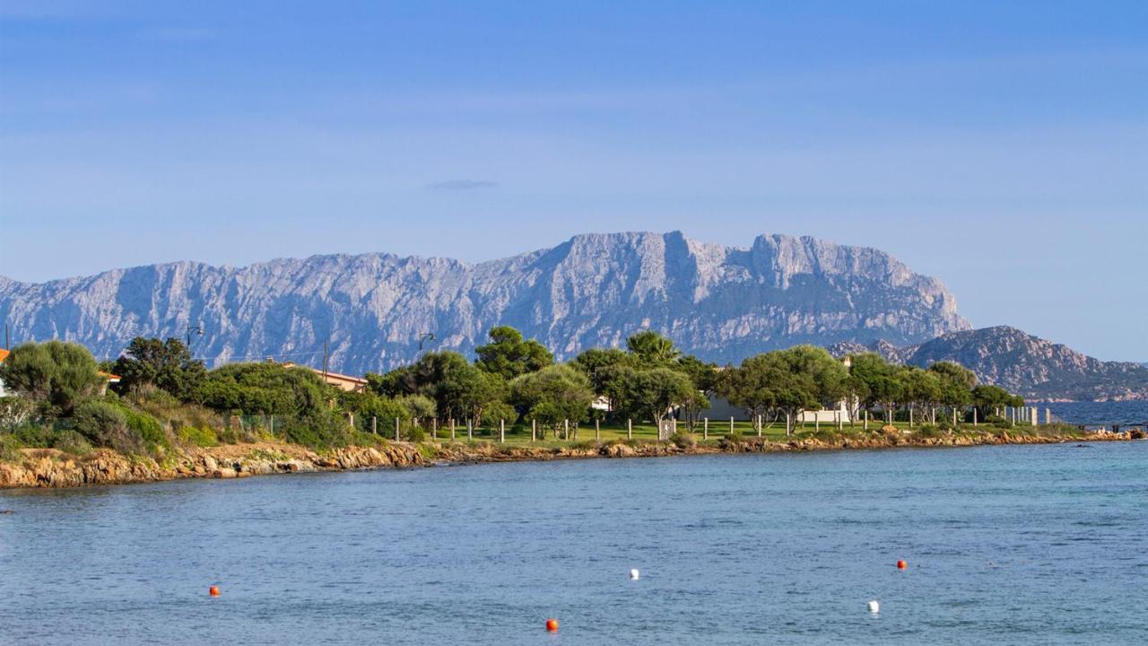 Villa Amar 4, Emma Villas Olbia Bagian luar foto