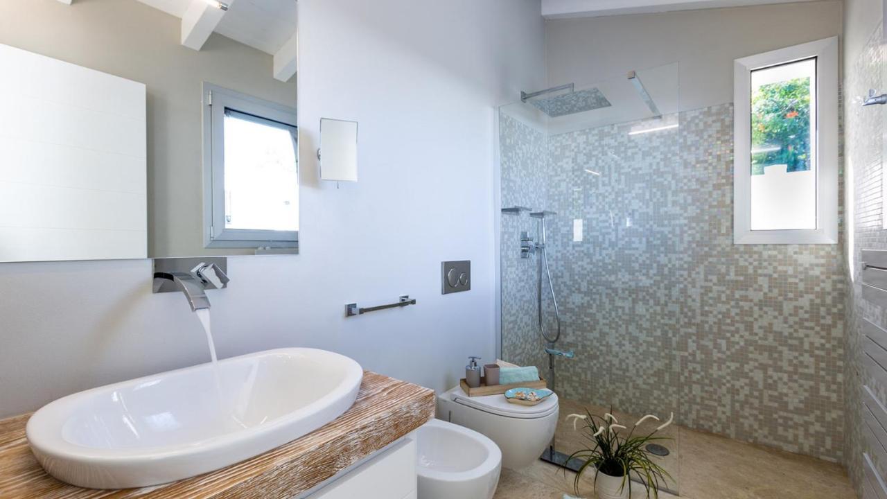 Villa Amar 4, Emma Villas Olbia Bagian luar foto
